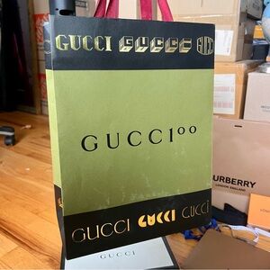 Gucci/Burberry/Louis/Prada - Bags/Bows/Boxes